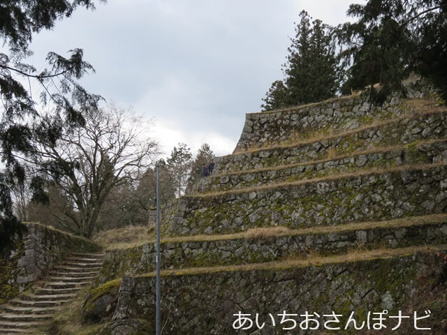岩村城の六段壁