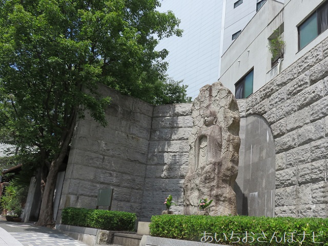 名古屋市大須の清浄寺のジャンボ地蔵さま
