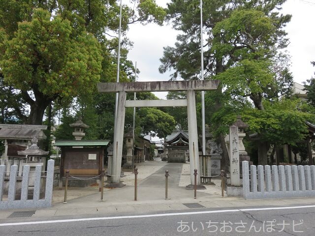 名古屋市北区大井神社の正面鳥居