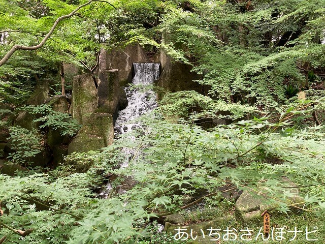 名古屋市東区徳川園の大曽根の滝