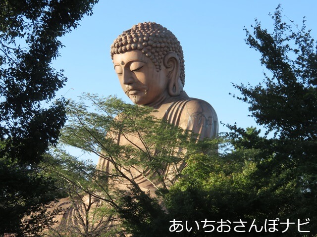 愛知県東海市の聚楽園の大仏様